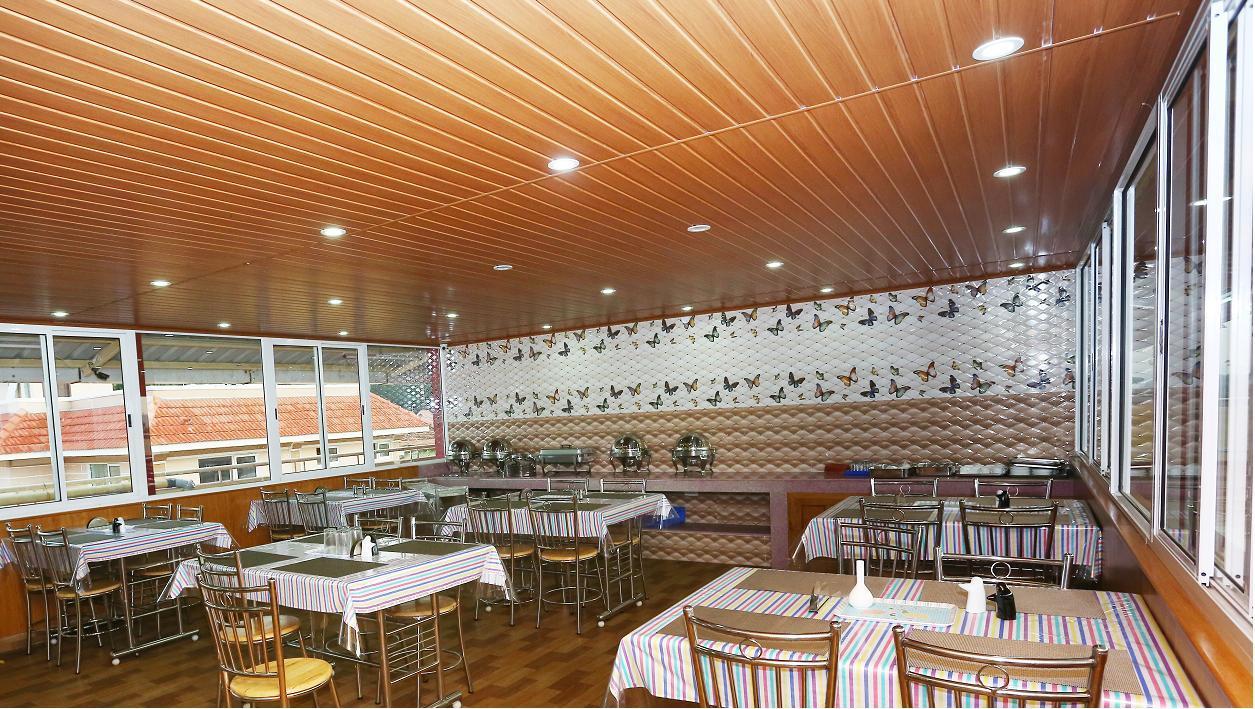 Mmr Grand Inn Ooty Exteriér fotografie