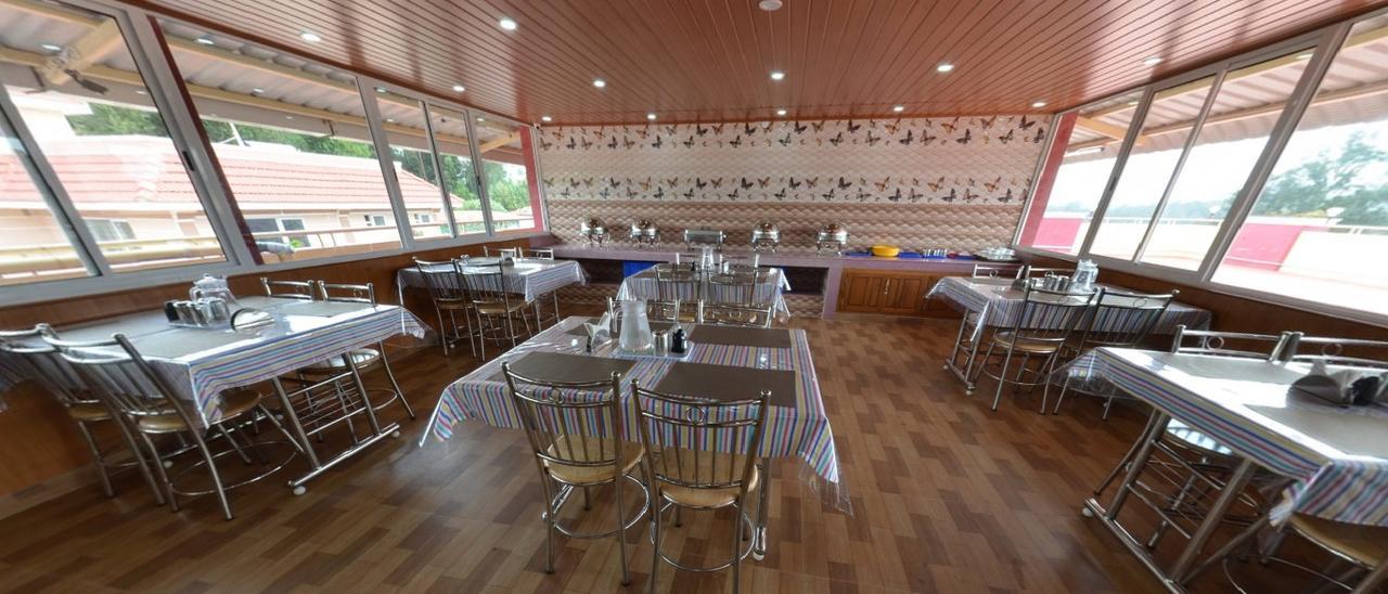 Mmr Grand Inn Ooty Exteriér fotografie